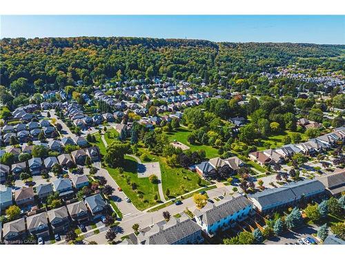 3-163 Livingston Avenue, Grimsby, ON - Outdoor With View