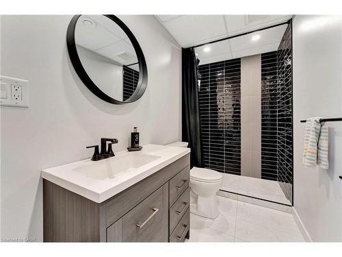 12200 Plank Road, Eden, ON - Indoor Photo Showing Bathroom
