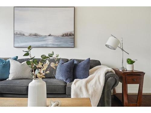 313-50 Main Street, Dundas, ON - Indoor