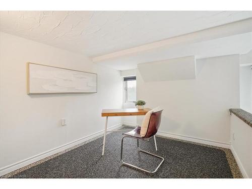 313-50 Main Street, Dundas, ON - Indoor