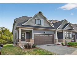 56-4311 Mann Street  Niagara Falls, ON L2G 3K2