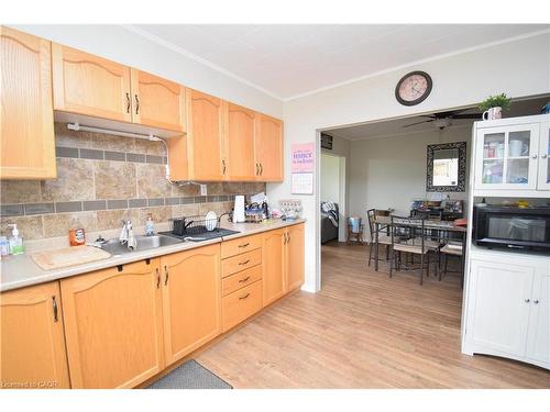 334789 33Rd Line, Ingersoll, ON - Indoor Photo Showing Kitchen With Double Sink