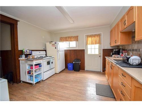 334789 33Rd Line, Ingersoll, ON - Indoor Photo Showing Kitchen