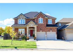 3 Sasha Court  Stoney Creek, ON L8E 0A3