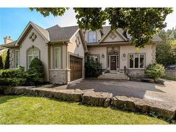 694 Cedar Avenue  Burlington, ON L7T 2R7
