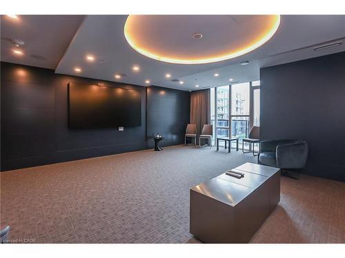 431-16 Concord Place, Grimsby, ON - Indoor Photo Showing Other Room