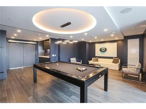 431-16 Concord Place, Grimsby, ON - Indoor Photo Showing Other Room