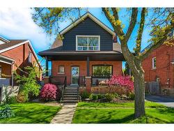 131 Alpine Avenue  Hamilton, ON L9A 1A7