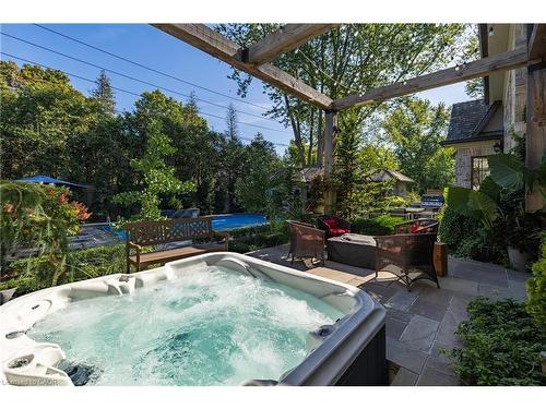 1324 Cambridge Drive, Oakville, ON - Outdoor With Backyard