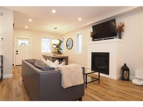 238 Eagle Street S, Cambridge, ON - Indoor Photo Showing Living Room With Fireplace