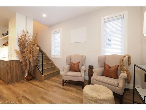 238 Eagle Street S, Cambridge, ON - Indoor