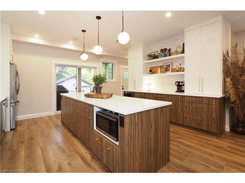 238 Eagle Street S, Cambridge, ON - Indoor Photo Showing Kitchen