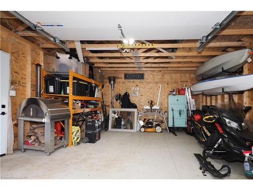238 Eagle Street S, Cambridge, ON - Indoor Photo Showing Garage