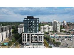 916-86 Dundas Street E Mississauga, ON L5A 1W4