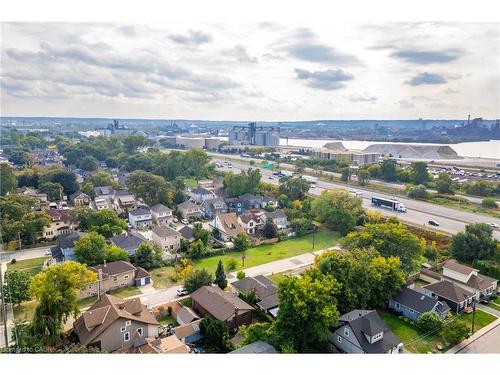 10 Knapmans Drive, Hamilton, ON 