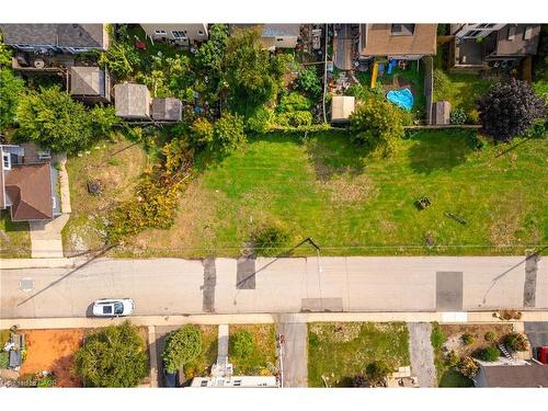 11 Knapmans Drive, Hamilton, ON 