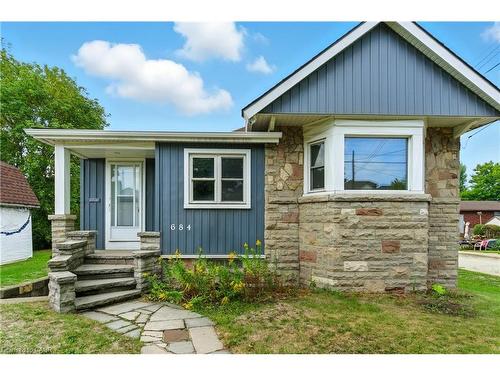 684 Beach Boulevard  Hamilton, ON L8H 6Y4