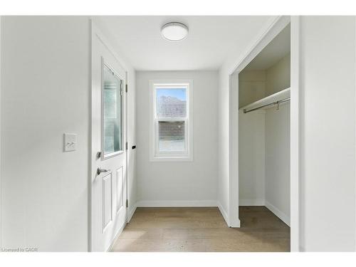 684 Beach Boulevard, Hamilton, ON - Indoor Photo Showing Other Room