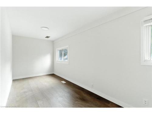684 Beach Boulevard, Hamilton, ON - Indoor Photo Showing Other Room