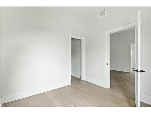 684 Beach Boulevard, Hamilton, ON - Indoor Photo Showing Other Room