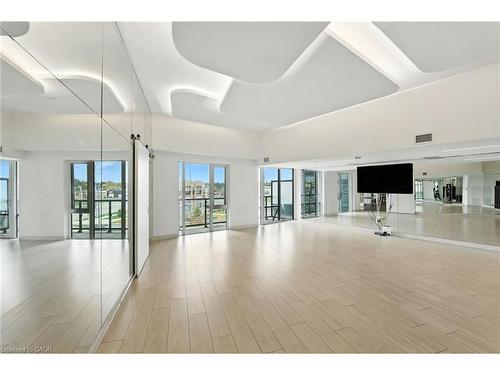 A220-3210 Dakota Common, Burlington, ON - Indoor