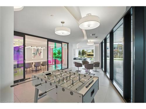 A220-3210 Dakota Common, Burlington, ON - Indoor Photo Showing Other Room