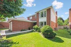 468 Clovervalley Court  Waterloo, ON N2T 1X4