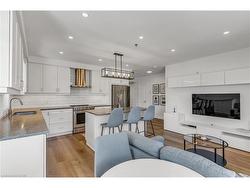 102-247 Grey Silo Road  Waterloo, ON N2K 0G7