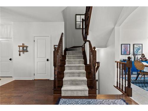 3 Blackbird Street, Niagara-On-The-Lake, ON - Indoor Photo Showing Other Room