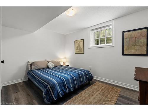 3 Blackbird Street, Niagara-On-The-Lake, ON - Indoor Photo Showing Bedroom