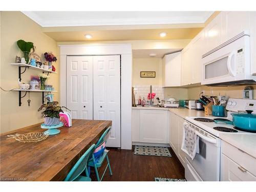 132 First Av E, Shelburne, ON - Indoor Photo Showing Kitchen