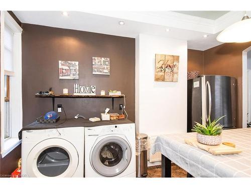 132 First Av E, Shelburne, ON - Indoor Photo Showing Laundry Room