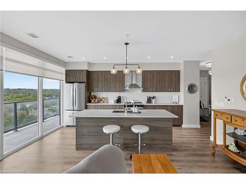 1313-15 Glebe Street, Cambridge, ON - Indoor Photo Showing Kitchen With Upgraded Kitchen