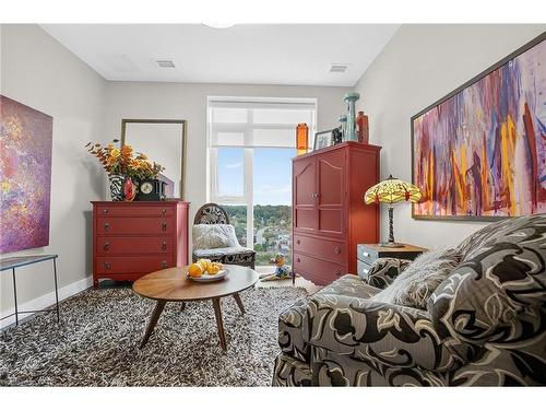 1313-15 Glebe Street, Cambridge, ON - Indoor Photo Showing Bedroom