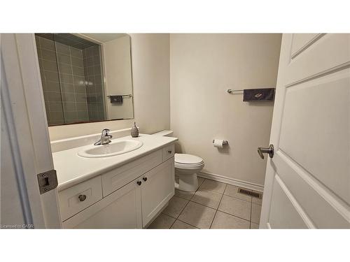 285 Equestrian Way, Cambridge, ON - Indoor Photo Showing Bathroom