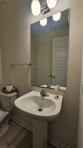285 Equestrian Way, Cambridge, ON - Indoor Photo Showing Bathroom