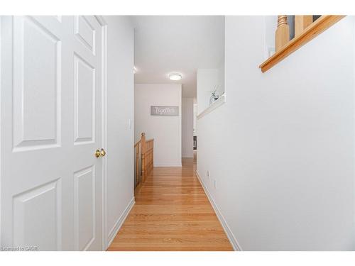 4623 Simmons Road, Burlington, ON - Indoor Photo Showing Other Room