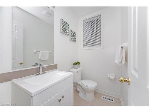4623 Simmons Road, Burlington, ON - Indoor Photo Showing Bathroom