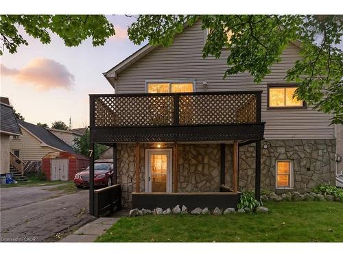 7 Balmoral Avenue  Welland, ON L3B 1S3