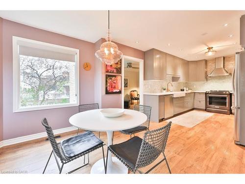 431 Naomi Crescent, Mississauga, ON - Indoor Photo Showing Dining Room