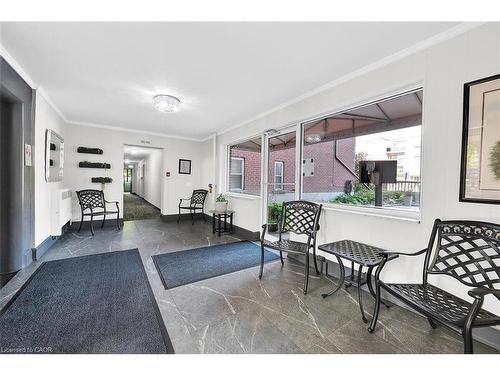 107-9 Grant Boulevard, Dundas, ON - Indoor Photo Showing Other Room