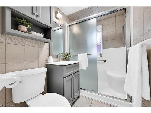 107-9 Grant Boulevard, Dundas, ON - Indoor Photo Showing Bathroom