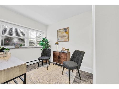 107-9 Grant Boulevard, Dundas, ON - Indoor