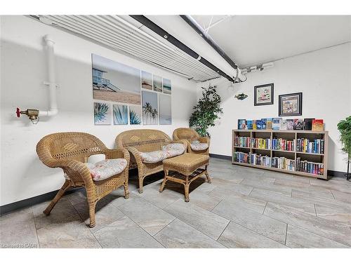 107-9 Grant Boulevard, Dundas, ON - Indoor