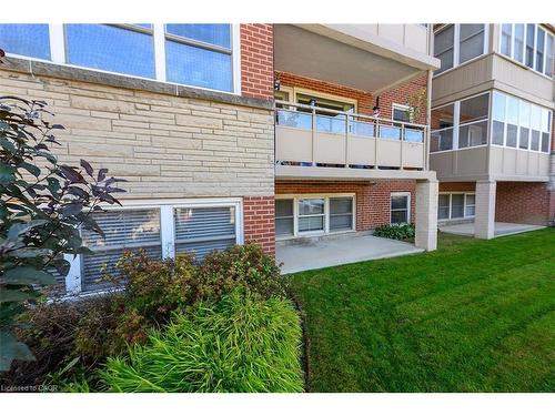 107-9 Grant Boulevard, Dundas, ON - Outdoor