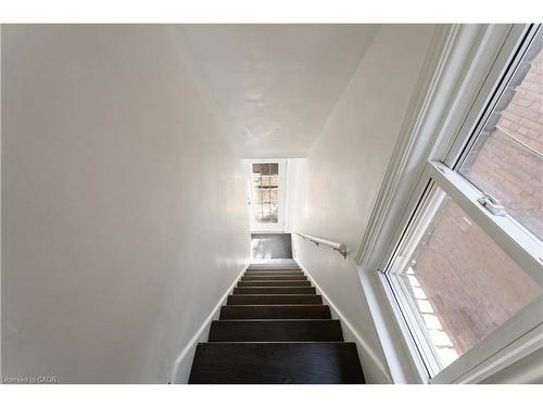 2-934 Barton Street E, Hamilton, ON - Indoor Photo Showing Other Room