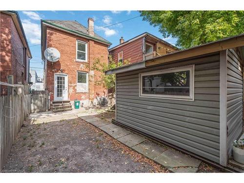 2-934 Barton Street E, Hamilton, ON - Outdoor