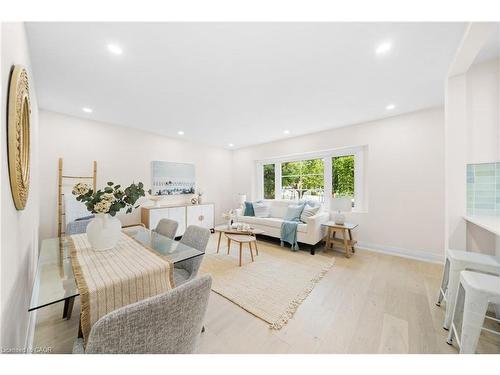 133 Inglewood Drive, Oakville, ON - Indoor