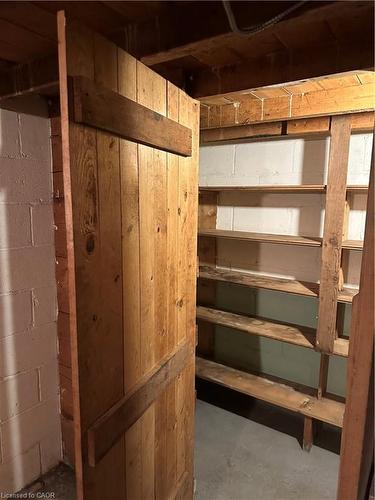 147 Cline Avenue S, Hamilton, ON - Indoor Photo Showing Other Room