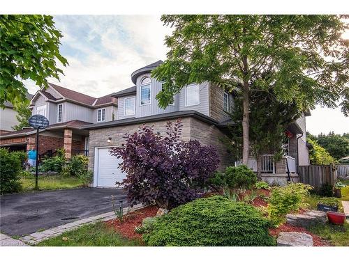 11 Apple Ridge Drive, Kitchener, ON - Outdoor